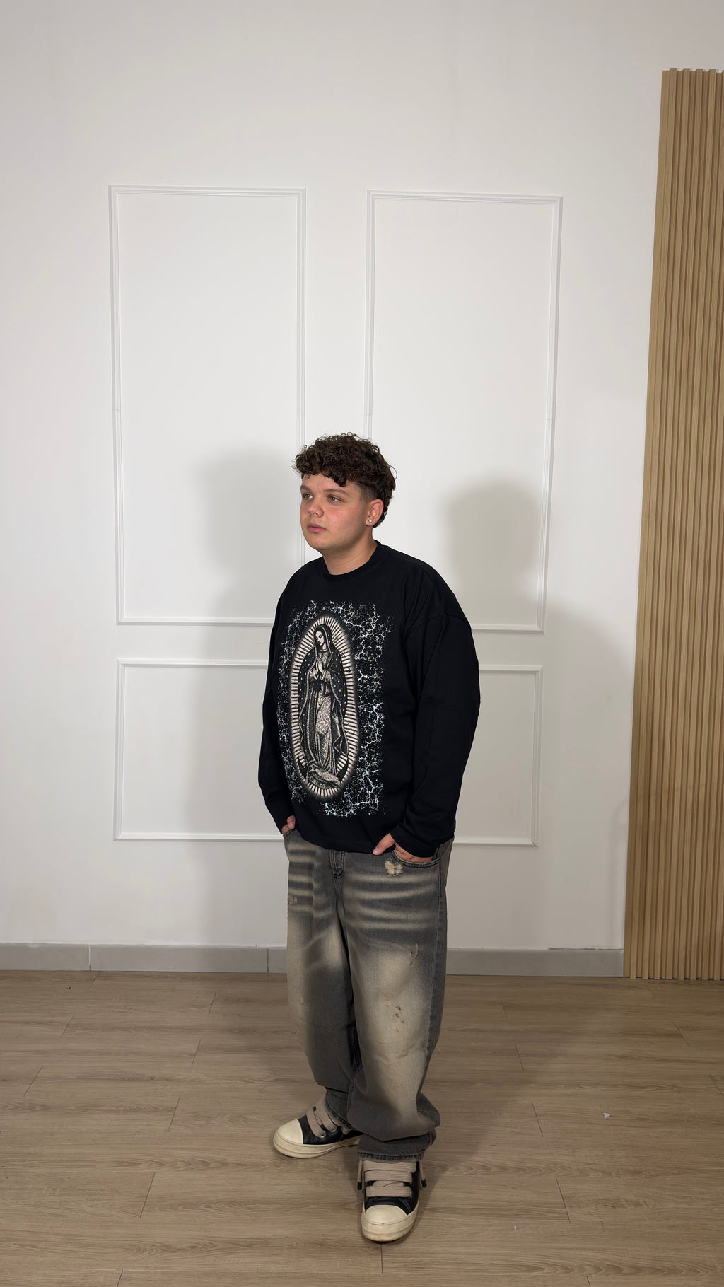 LongSleeve Pray